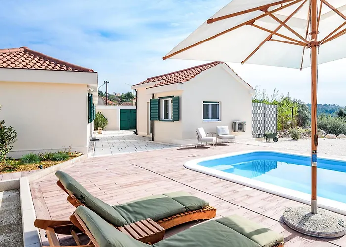 Hidden Gem By Interhome * Τρογκίρ